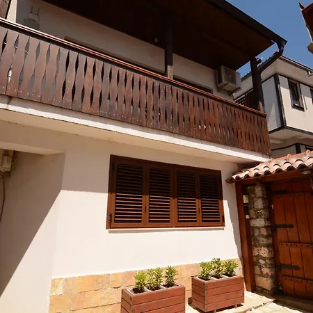 Beachfront Bojadzi *